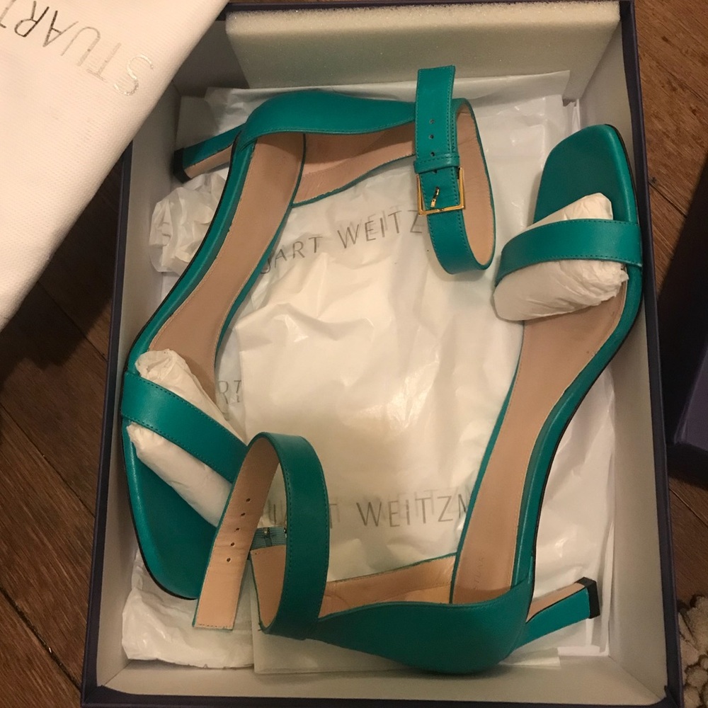 45SquareNudist Sandal